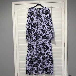NWT Who What Wear Silhouette Floral Lilac